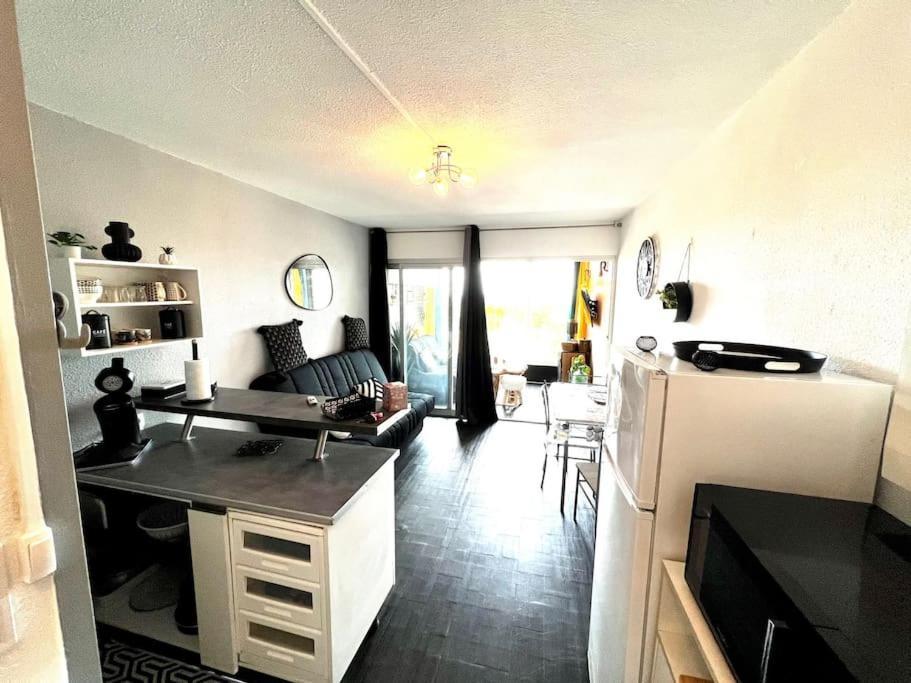 Vue Mer Plage Parking Gratuit Wifi Village De Noel Le Barcares Luaran gambar
